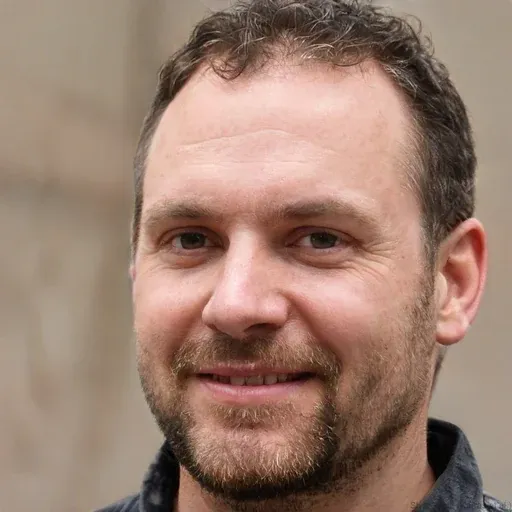 Tomasz W.